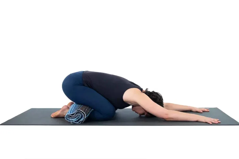 Các lỗi sai thường gặp và cách khắc phục cho Tư thế Em bé (Balasana)