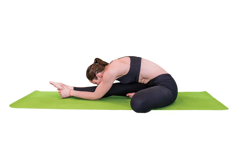 Lỗi sai và cách khắc phục tư thế Đầu sát gối Janu Sirsasana