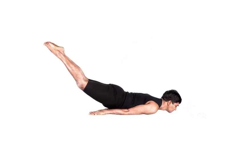 tư thế Châu Chấu Shalabhasana