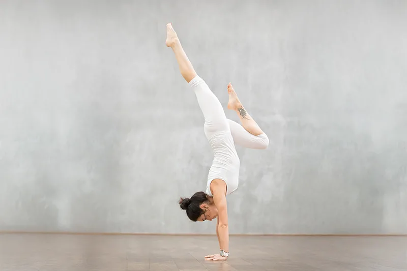 Handstand