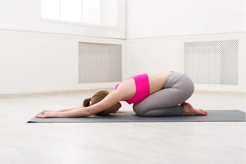 Tư thế Em bé (Balasana)