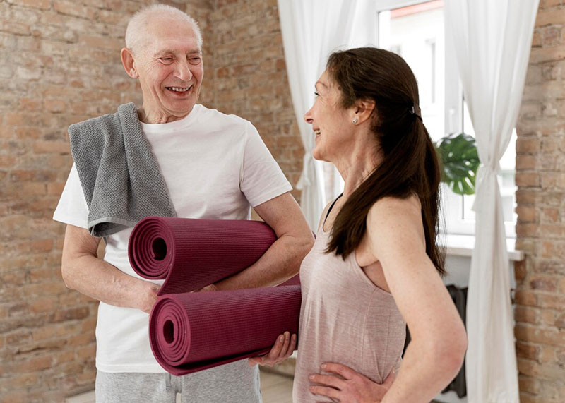lợi ích của yoga dành cho người cao tuổi